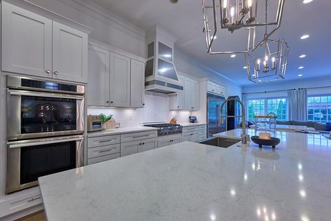 Tiny photo for 3920 Lewis Link, New Albany, OH 43054 (MLS # 225044015)