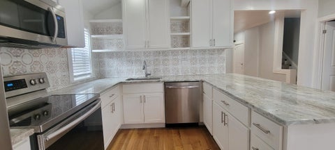 Photo of 236 N 21st Street, Columbus, OH 43203 (MLS # 226033176)