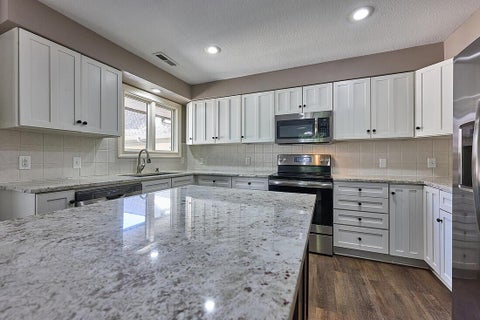 Tiny photo for 1537 Shawnee Road B #B, Lima, OH 45805 (MLS # 226039121)