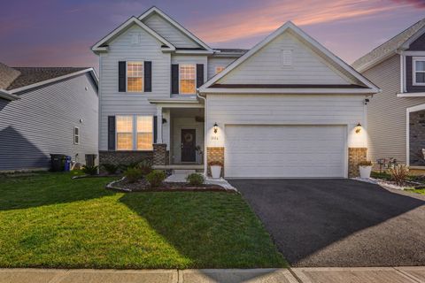 Photo of 1904 Pomodoro Drive, Hilliard, OH 43026 (MLS # 226011825)