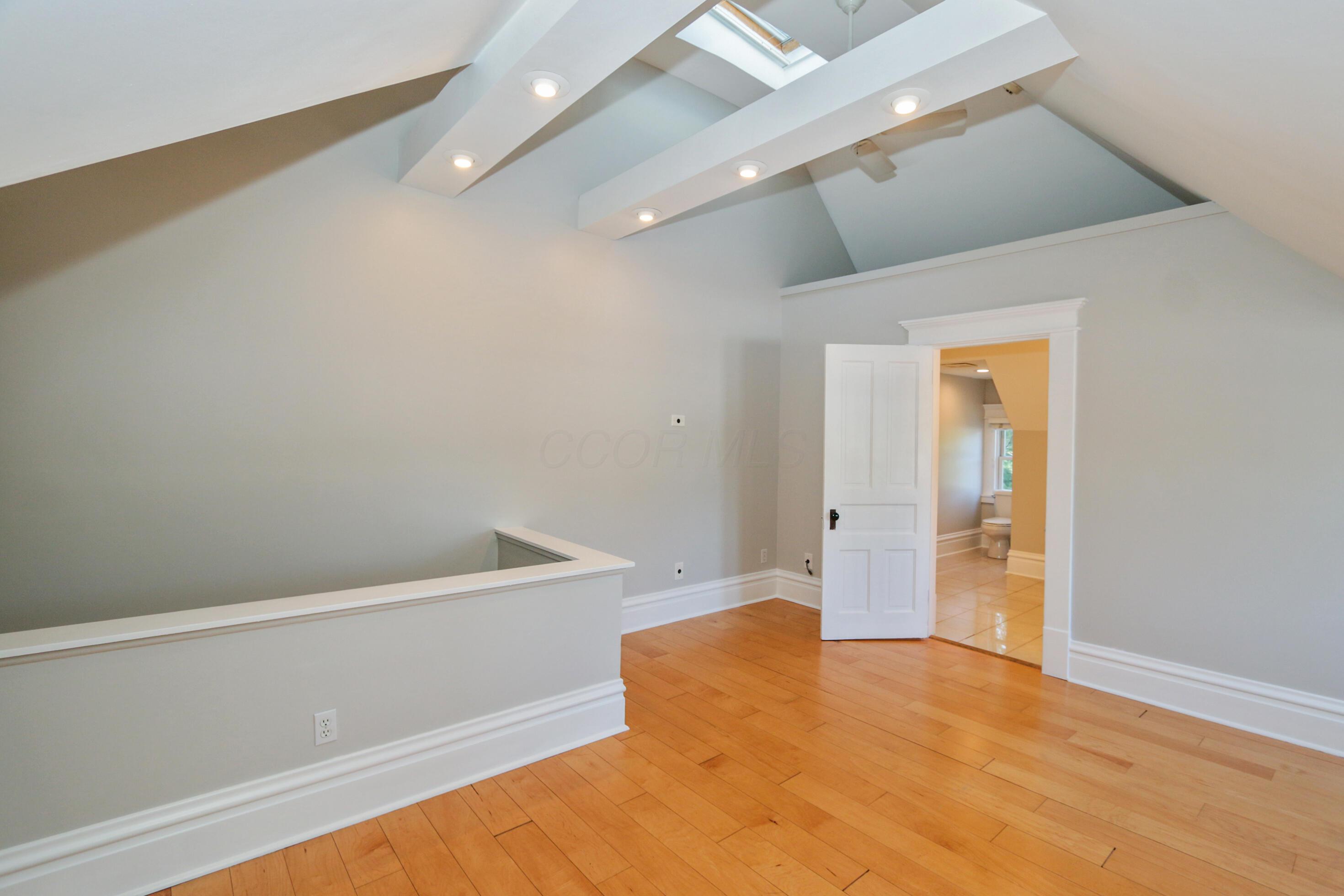 200 Thurman Avenue, Columbus, Ohio image 47