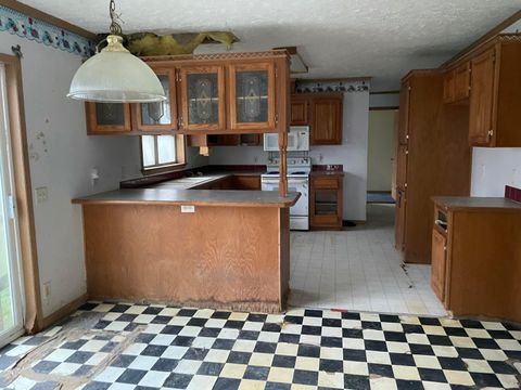 Tiny photo for 13858 Era Road, Mount Sterling, OH 43143 (MLS # 225045438)