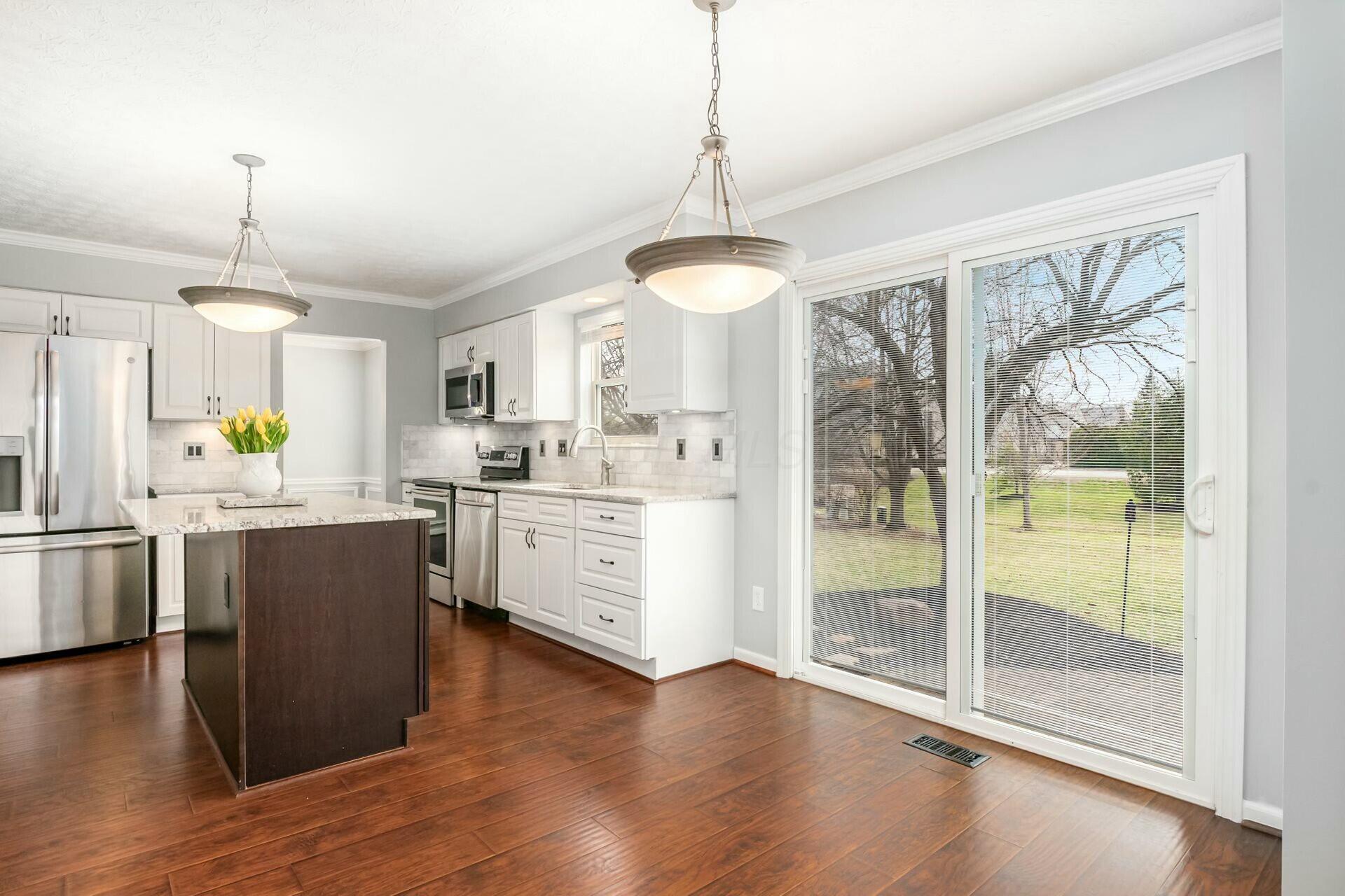 6279 Wismer Circle, Dublin, Ohio image 8