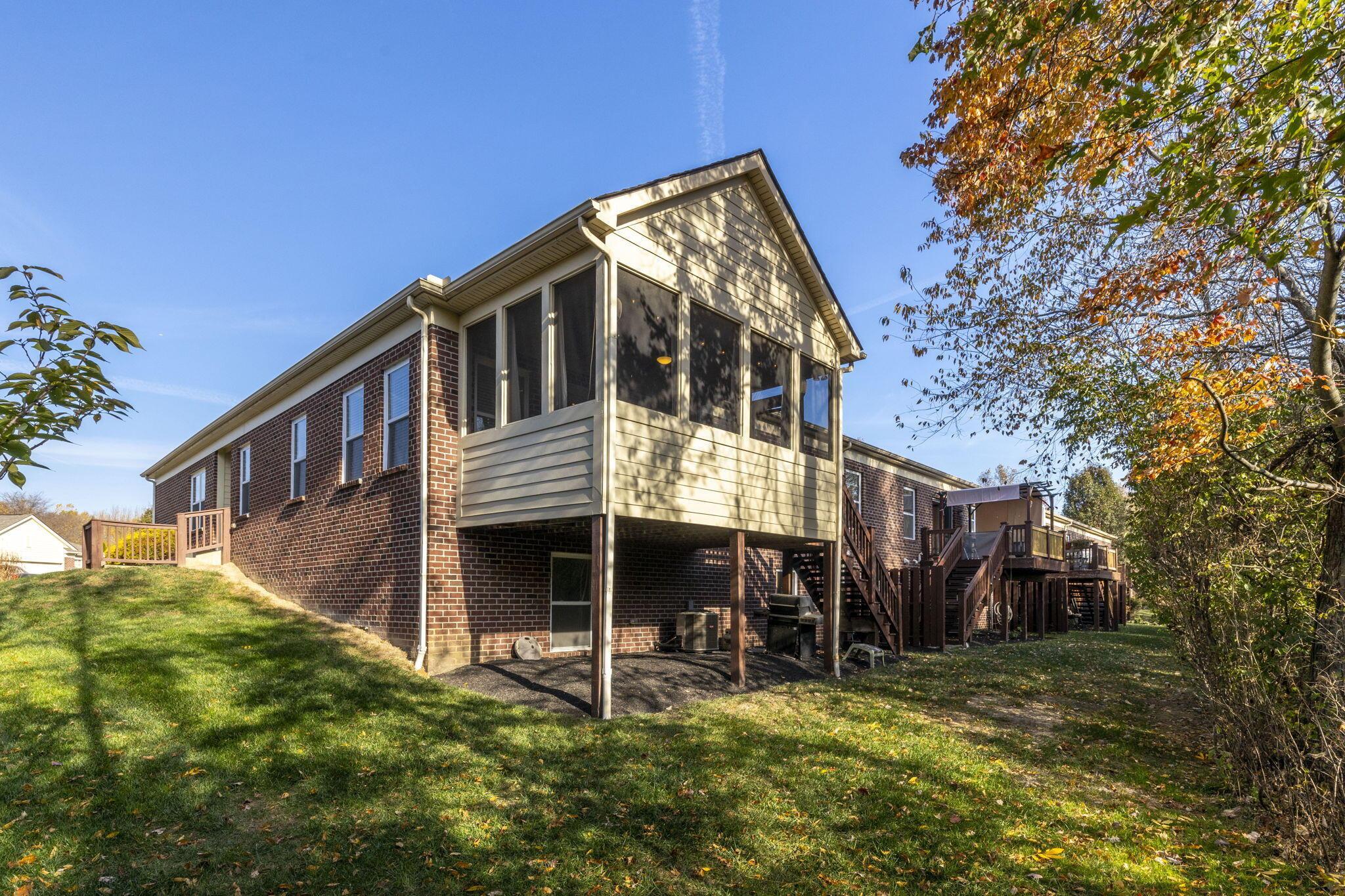 5450 Metzger Crest #804, Westerville, Ohio image 3