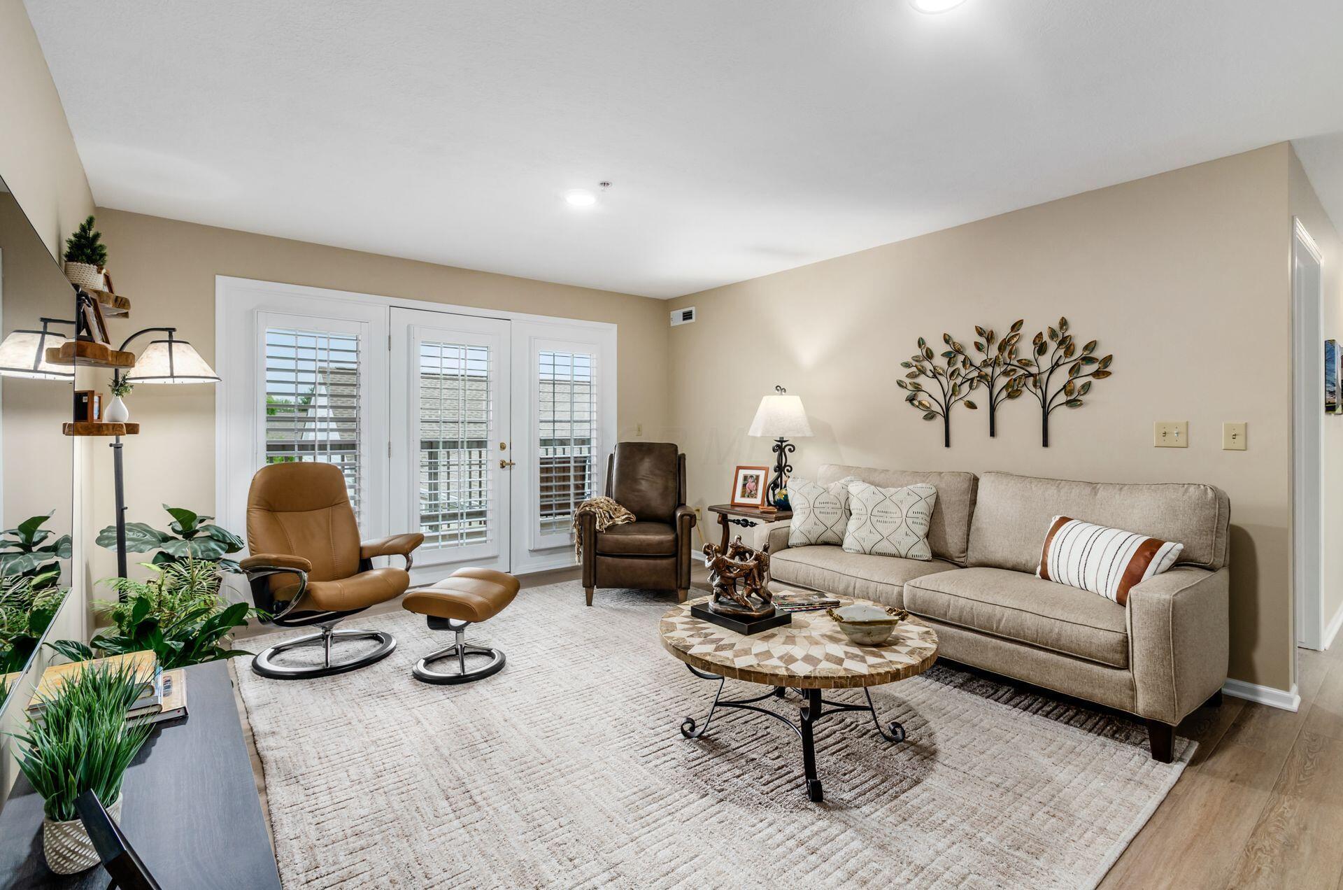 5935 N High Street 304