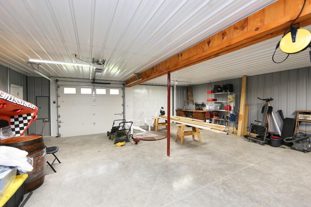 23450 Hunter Street, Howard, Ohio image 12