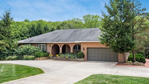 Photo of 2160 Cambria Mill Road, Granville, OH 43023 (MLS # 225039031)