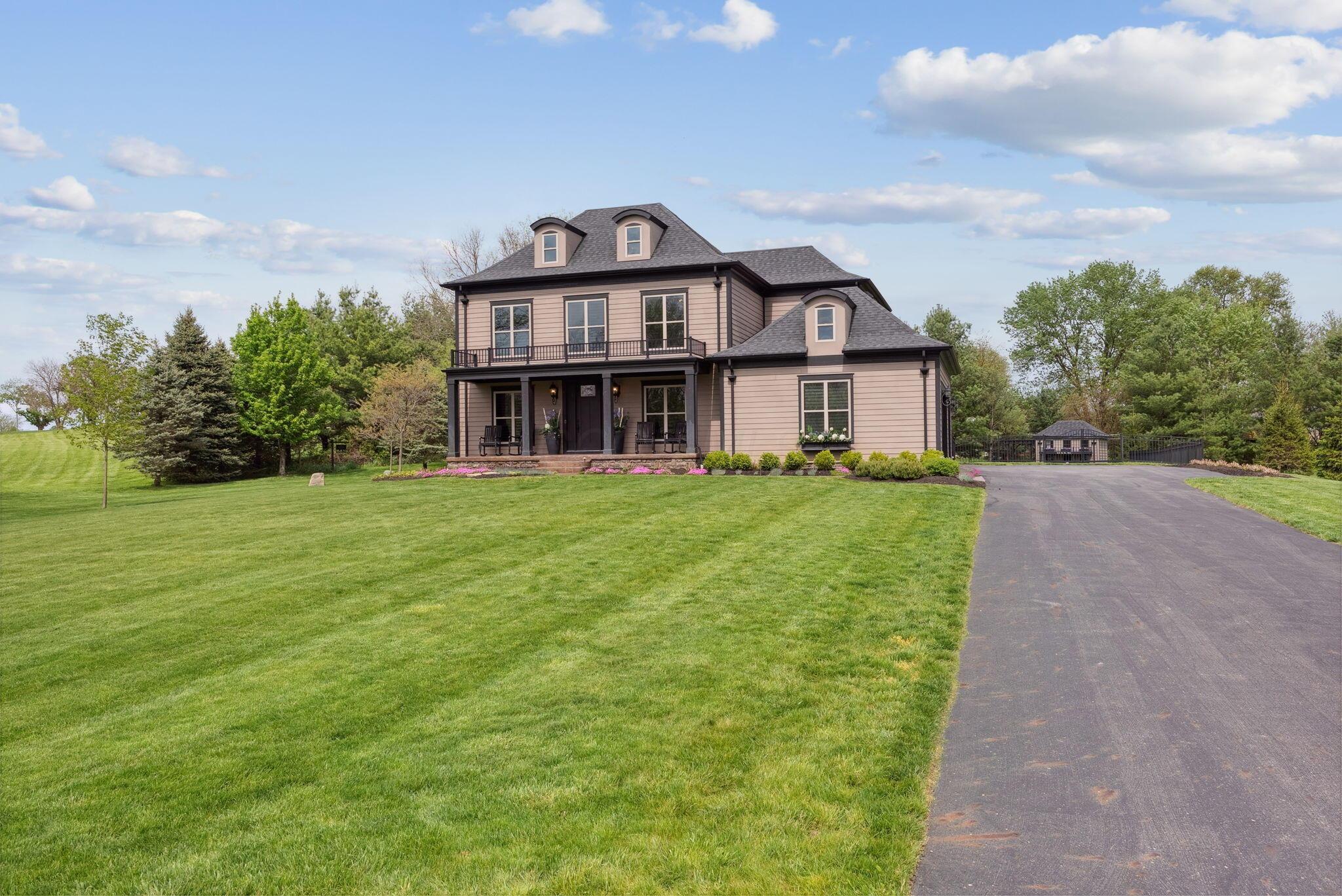8612 Sterling Court, Plain City, Ohio image 3