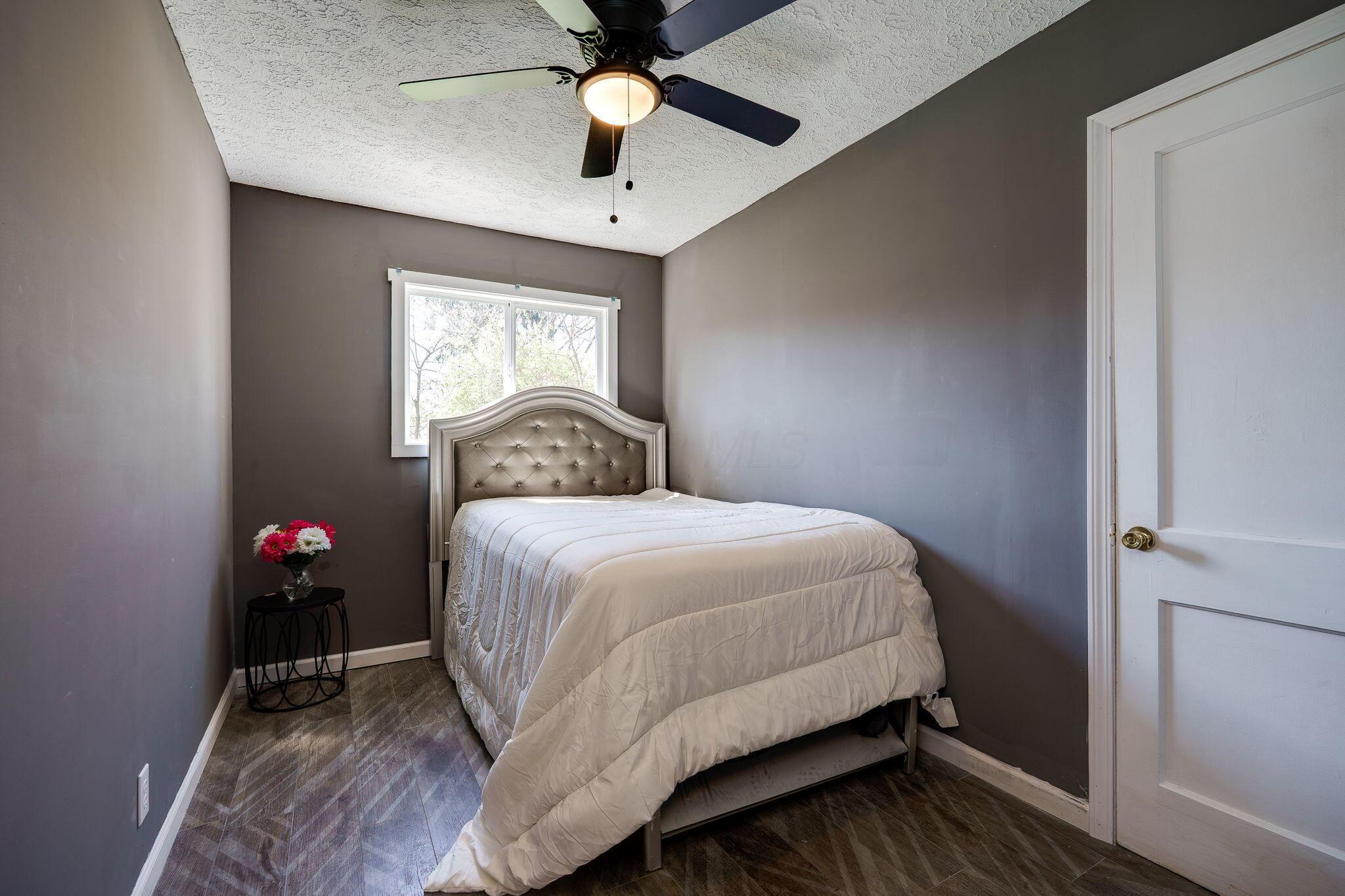 427 Rosewood Avenue, Springfield, Ohio image 12
