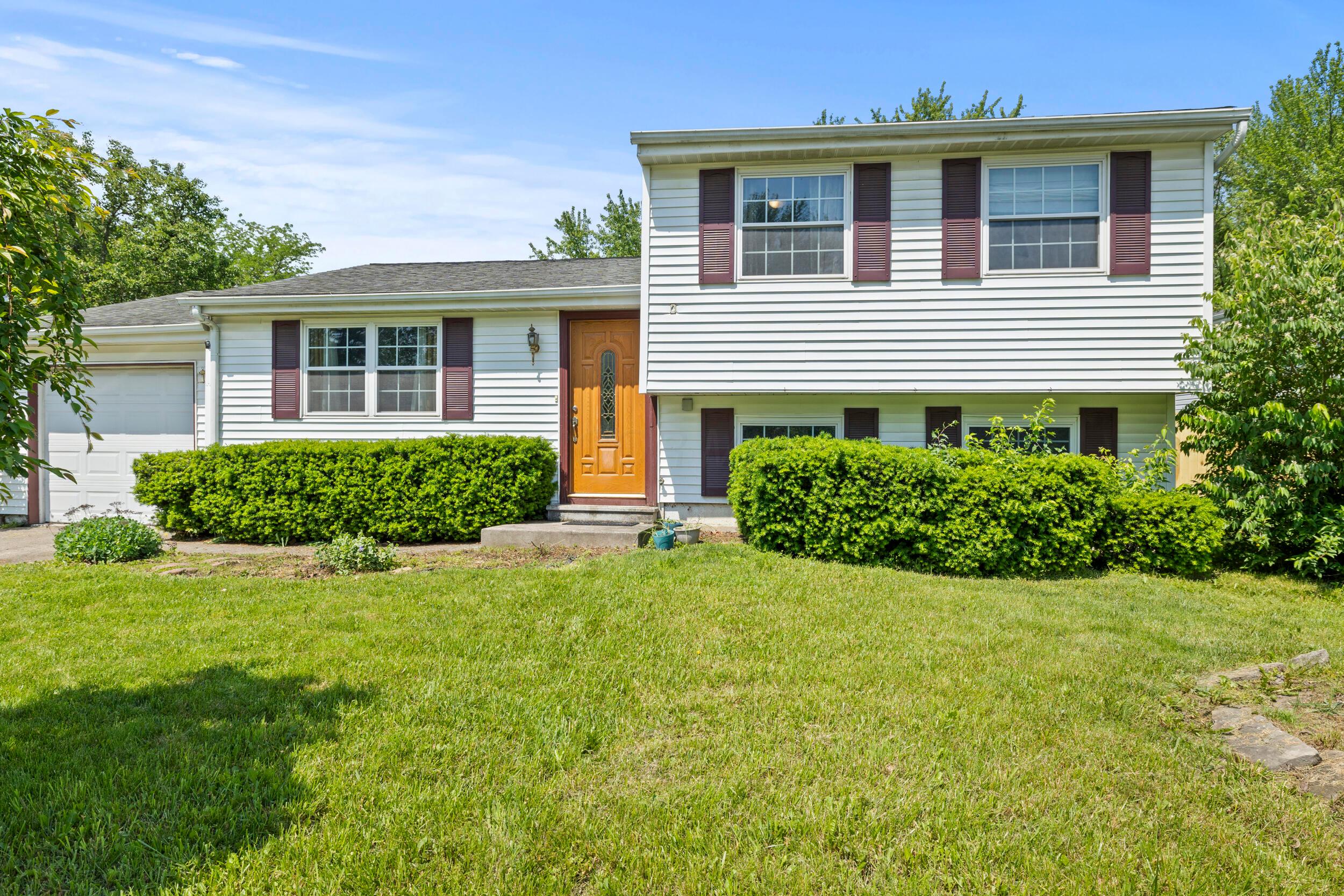 2267 Anndel Court, Grove City, Ohio image 1