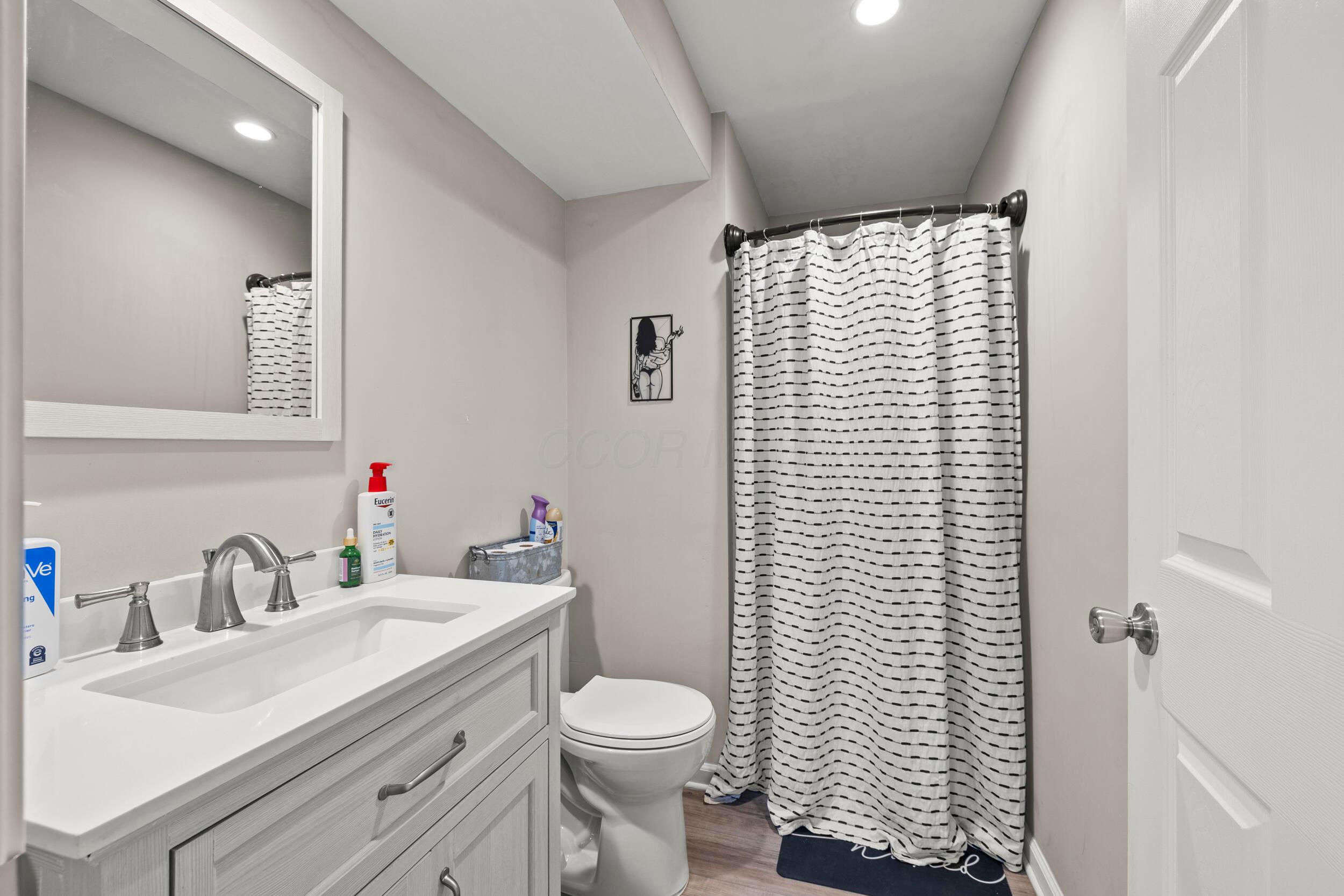 2267 Anndel Court, Grove City, Ohio image 19