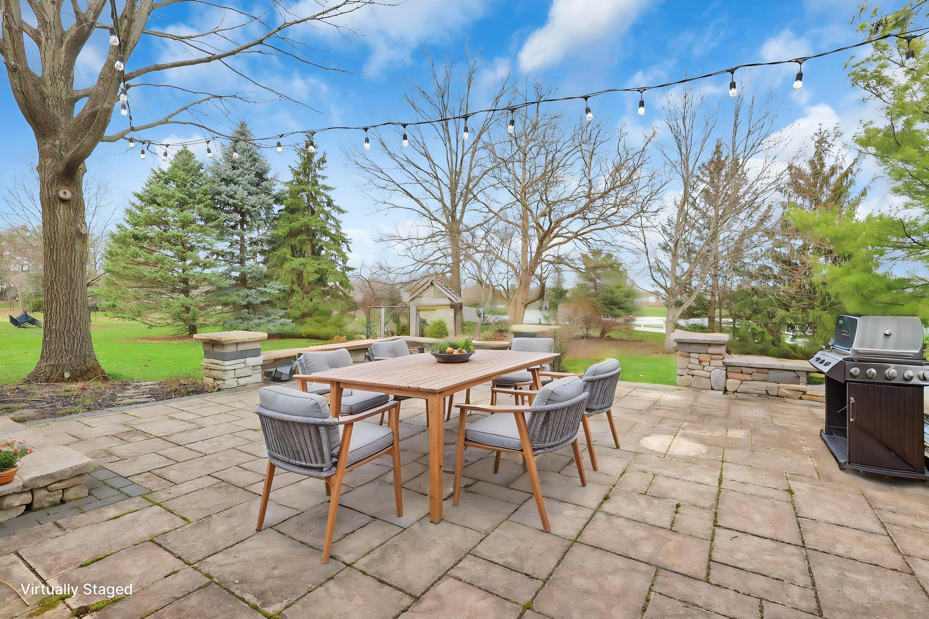 3326 Brentwood Court