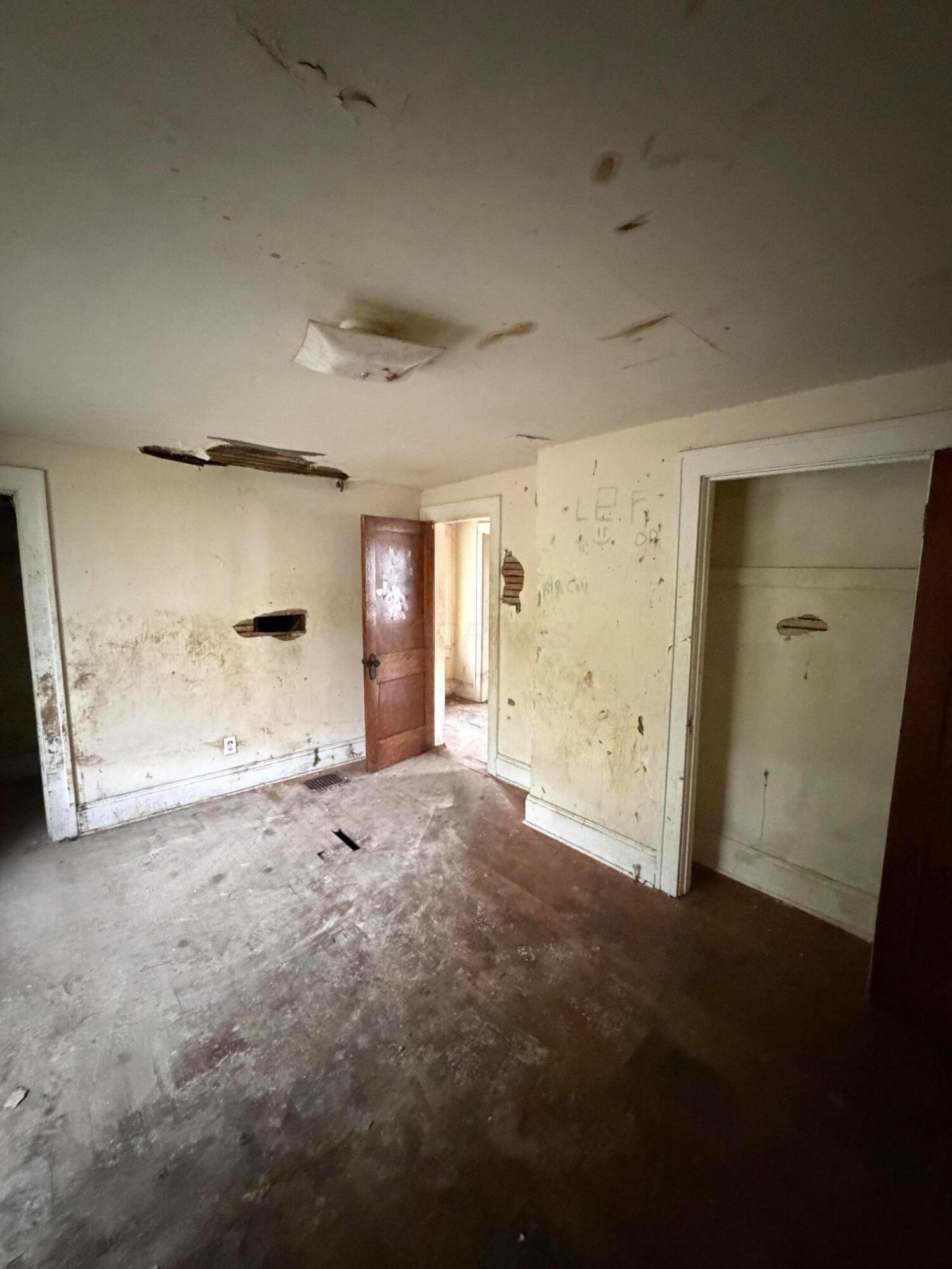 1604 Manchester Avenue