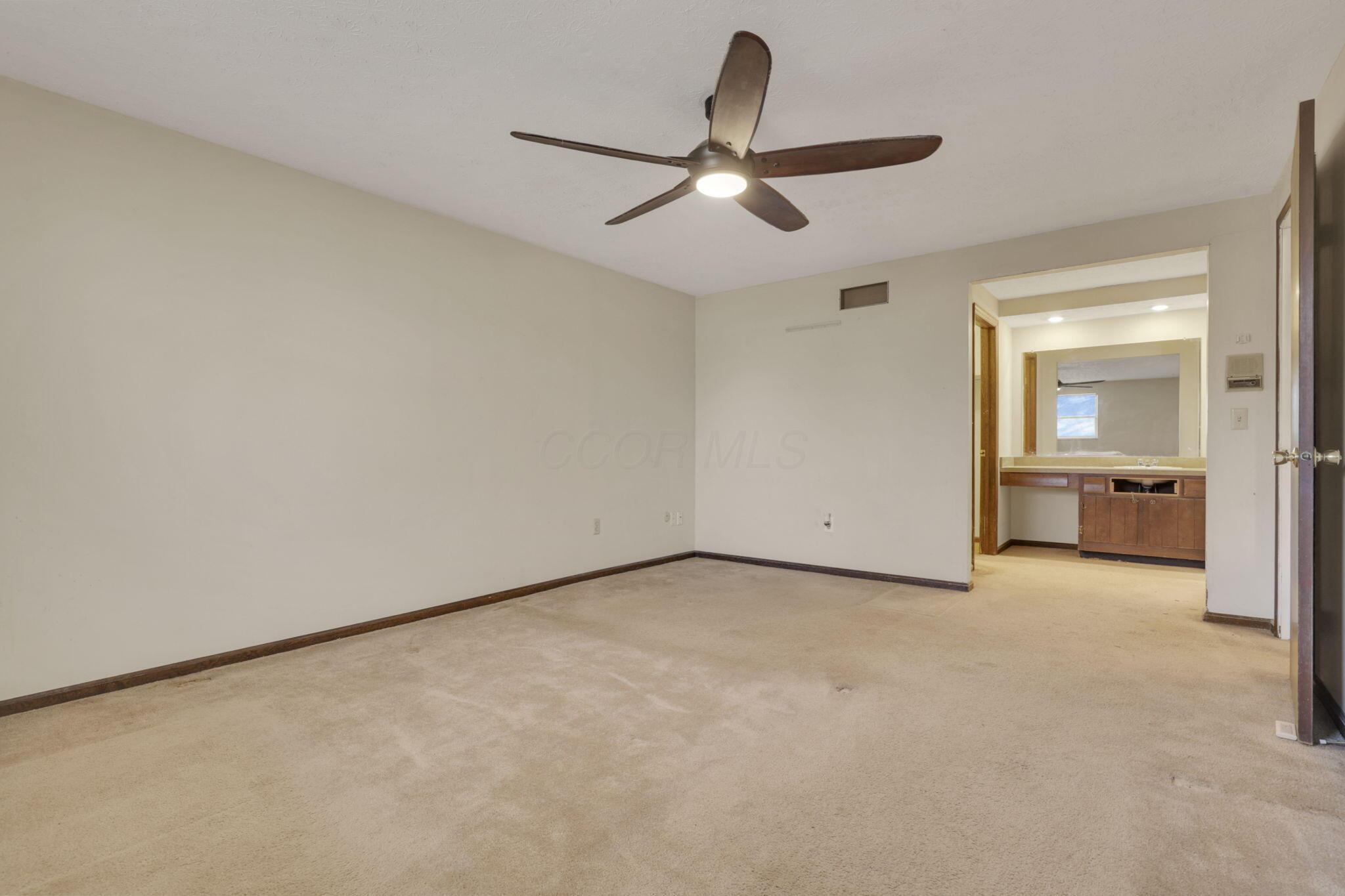 6861 Prior Place, Reynoldsburg, Ohio image 37