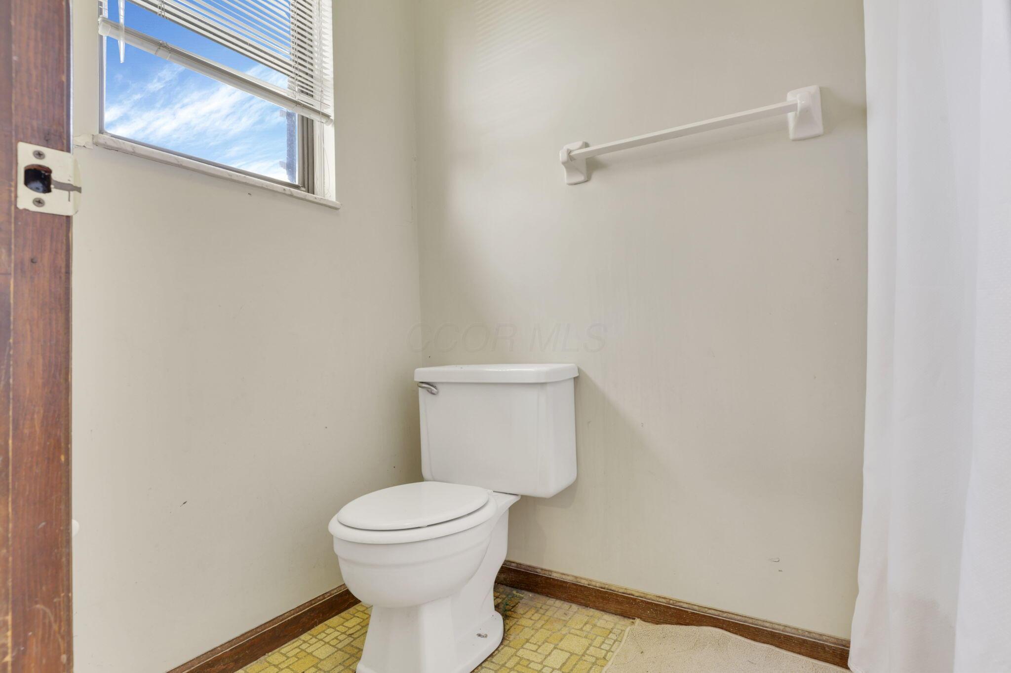 6861 Prior Place, Reynoldsburg, Ohio image 40