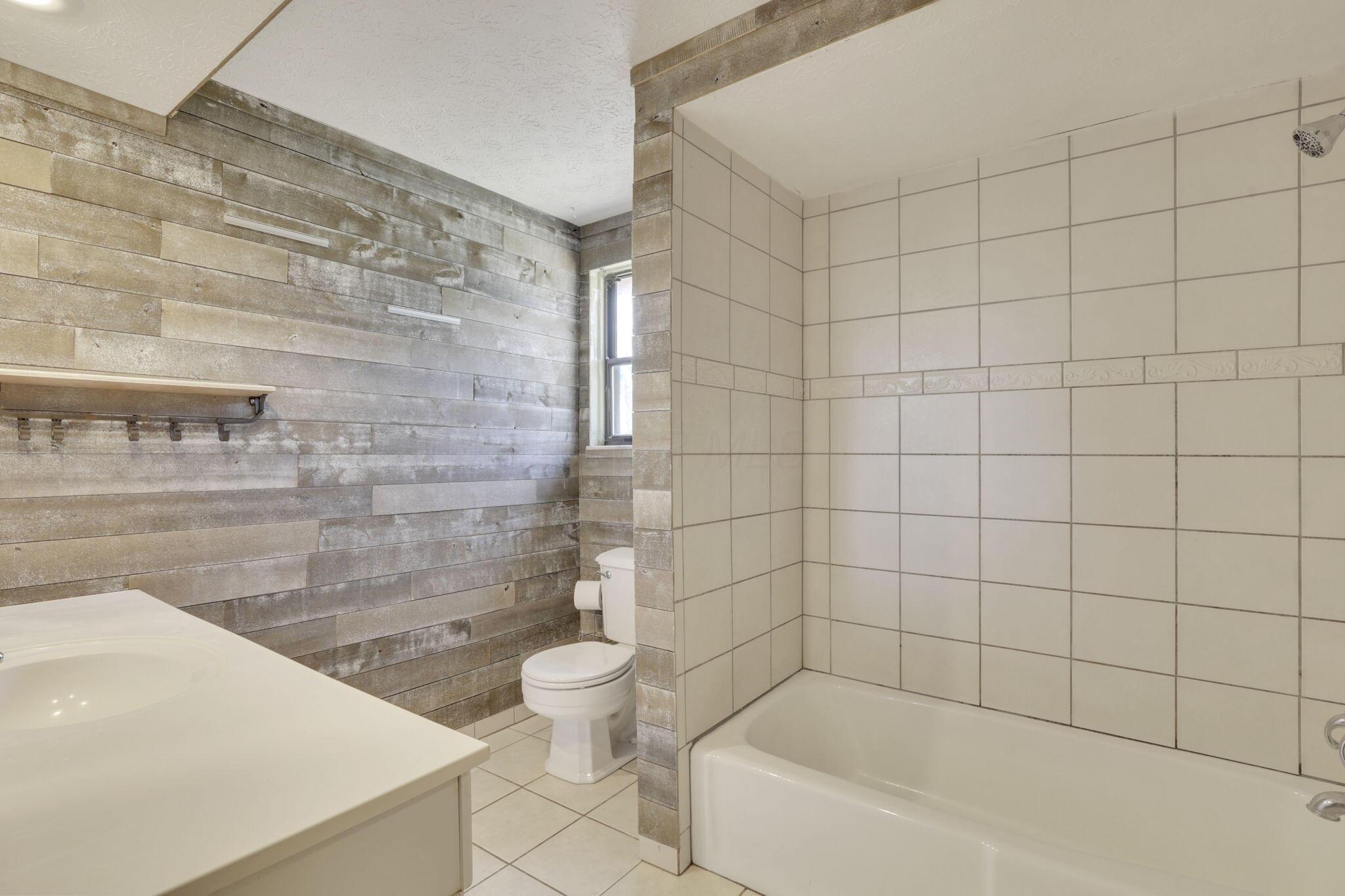 6861 Prior Place, Reynoldsburg, Ohio image 42