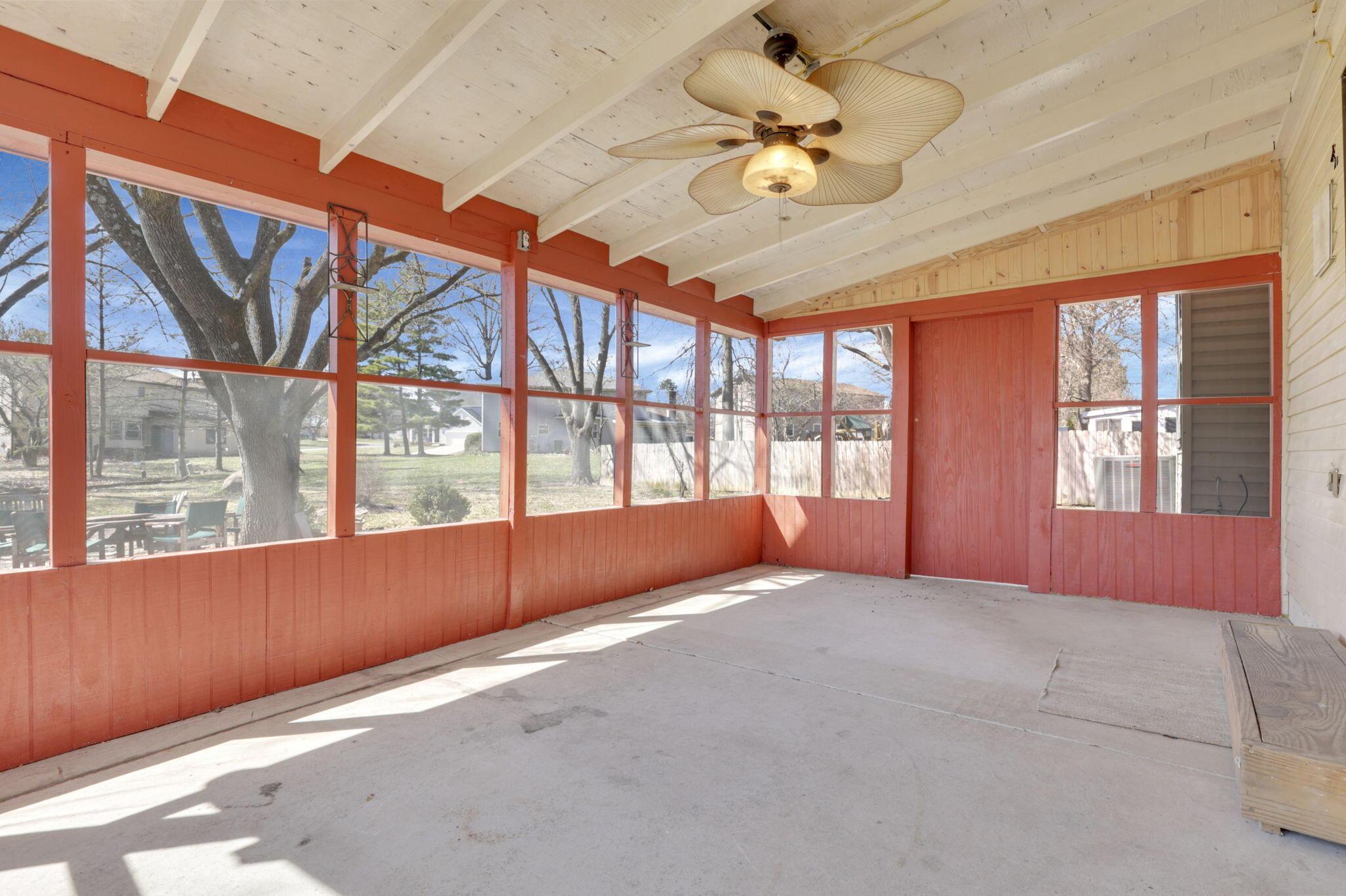 Reynoldsburg, Ohio 43068, United States, 4 Bedrooms Bedrooms, ,3 BathroomsBathrooms,Residential,Active,91645