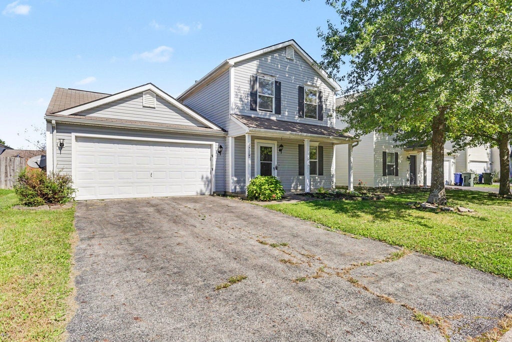 Photo of 7512 Hemrich Drive, Canal Winchester, OH 43110 (MLS # 226037323)