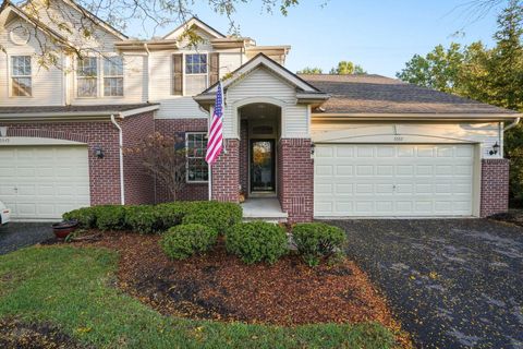 Photo of 5557 Edgebrook Drive, Galena, OH 43021 (MLS # 225039577) Photo of 5557 Edgebrook Drive, Galena, OH 43021 (MLS # 225039577)