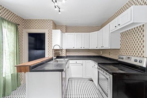 Tiny photo for 444 Naomi Court, Groveport, OH 43125 (MLS # 226002880)