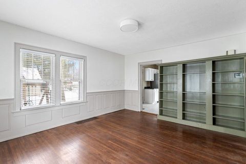 Tiny photo for 444 Naomi Court, Groveport, OH 43125 (MLS # 226002880)