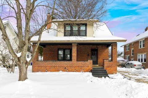 Photo of 444 Naomi Court, Groveport, OH 43125 (MLS # 226002880)