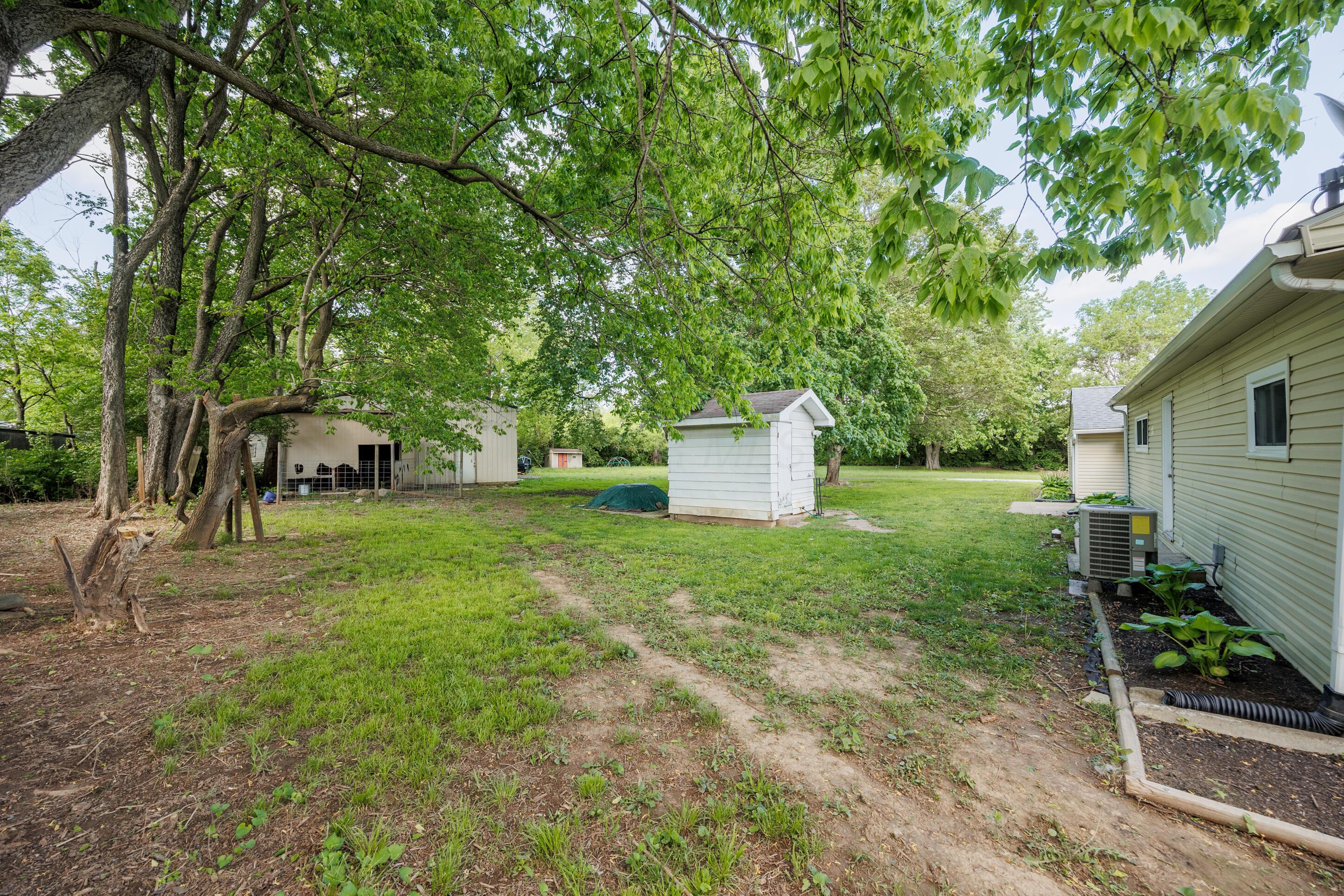 1366 Dyer Road, Grove City, Ohio image 41