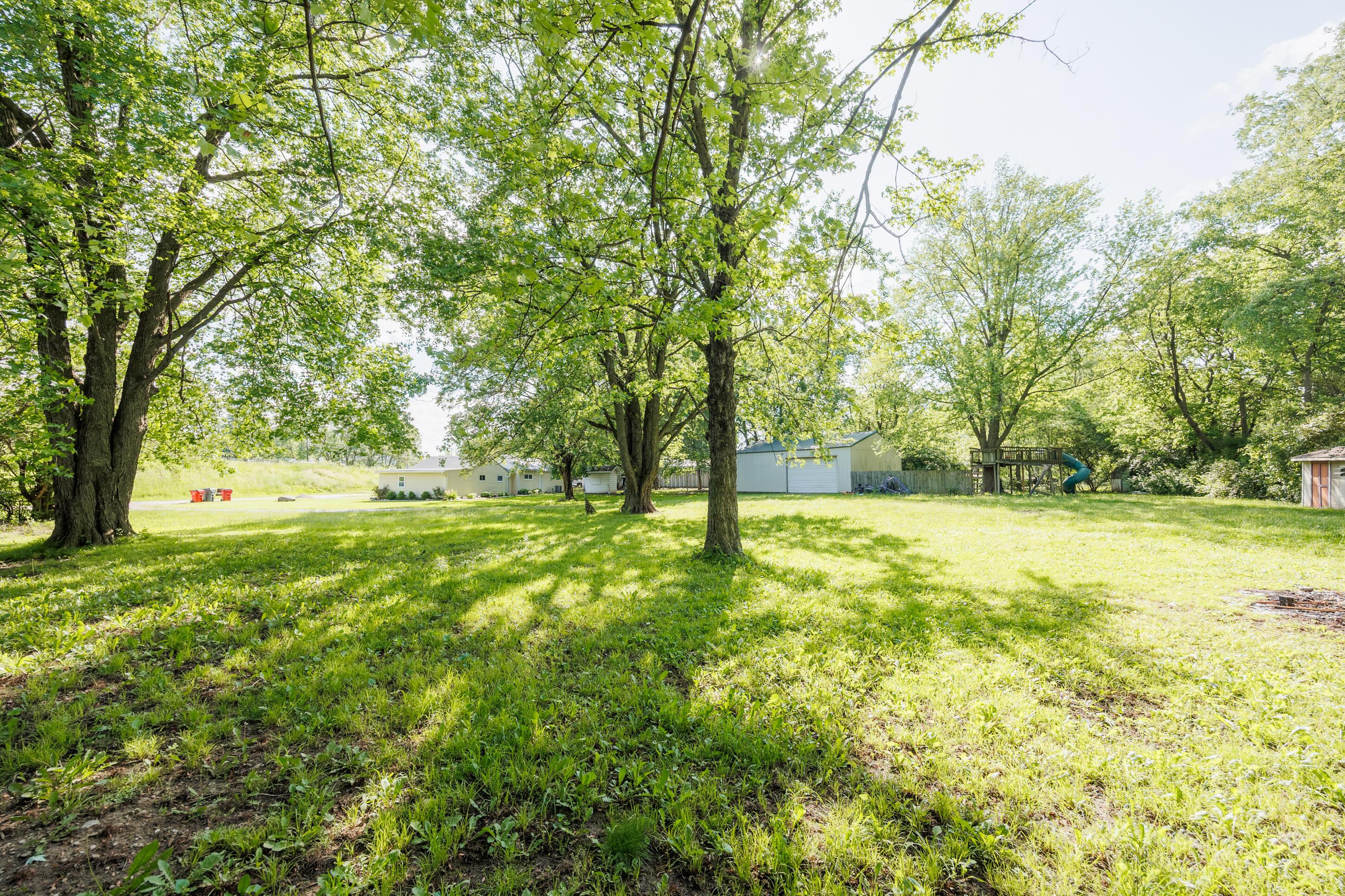 1366 Dyer Road, Grove City, Ohio image 43