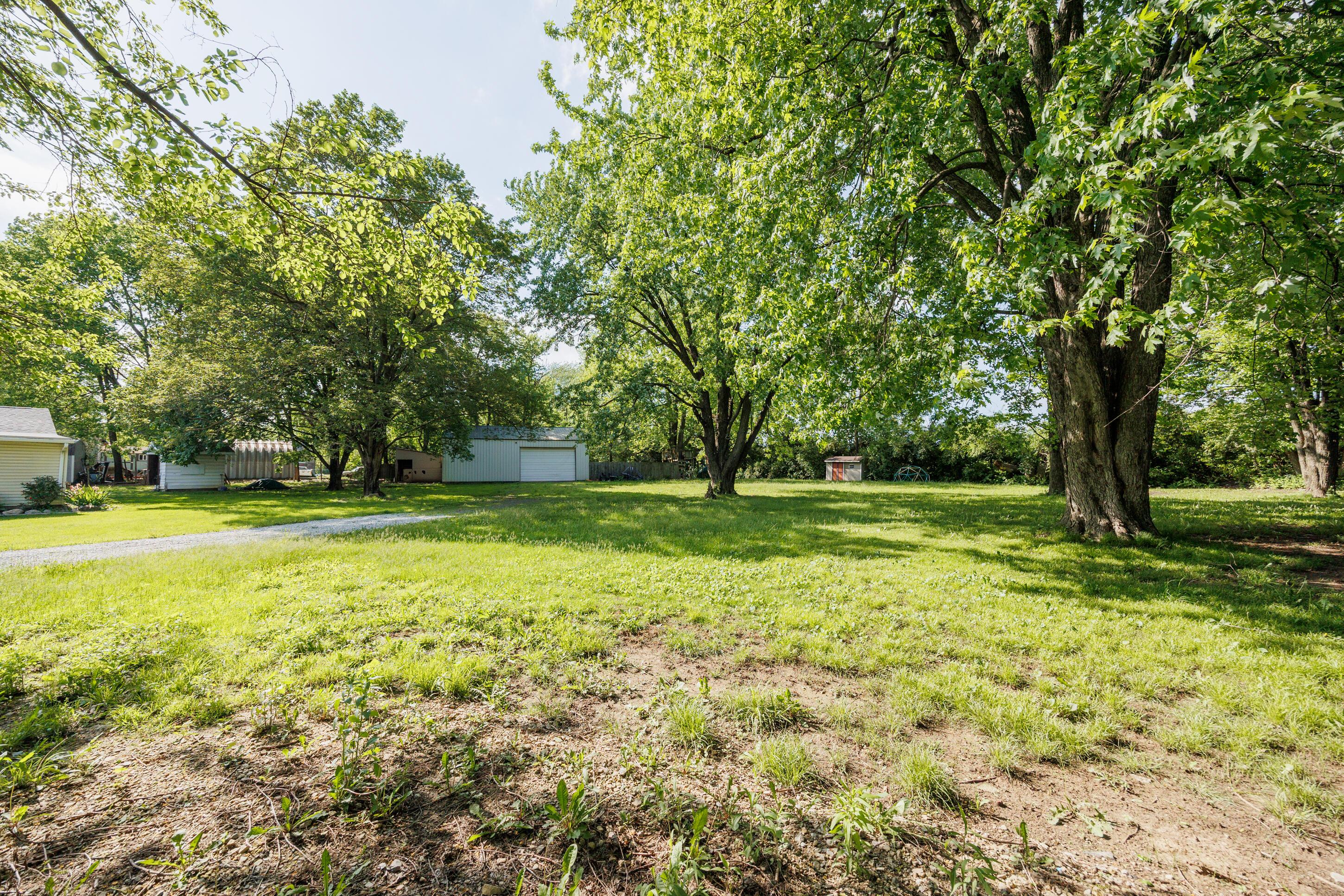 1366 Dyer Road, Grove City, Ohio image 42