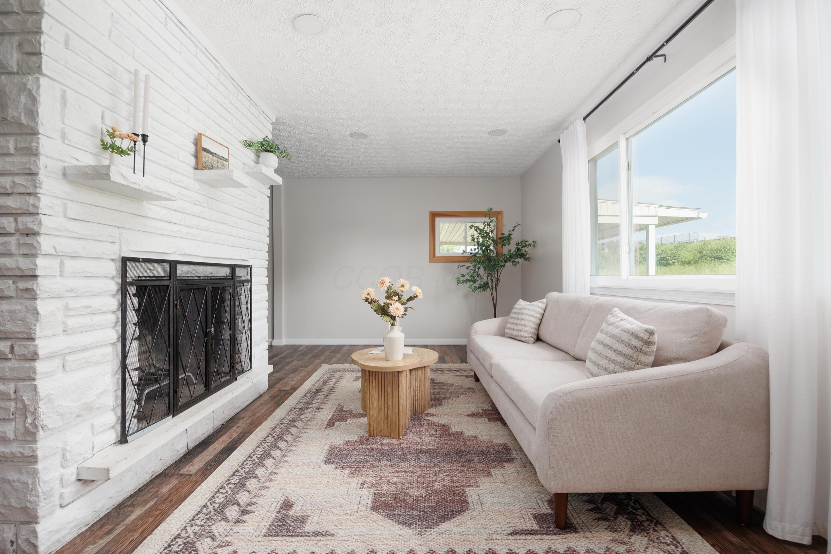 1366 Dyer Road, Grove City, Ohio image 15