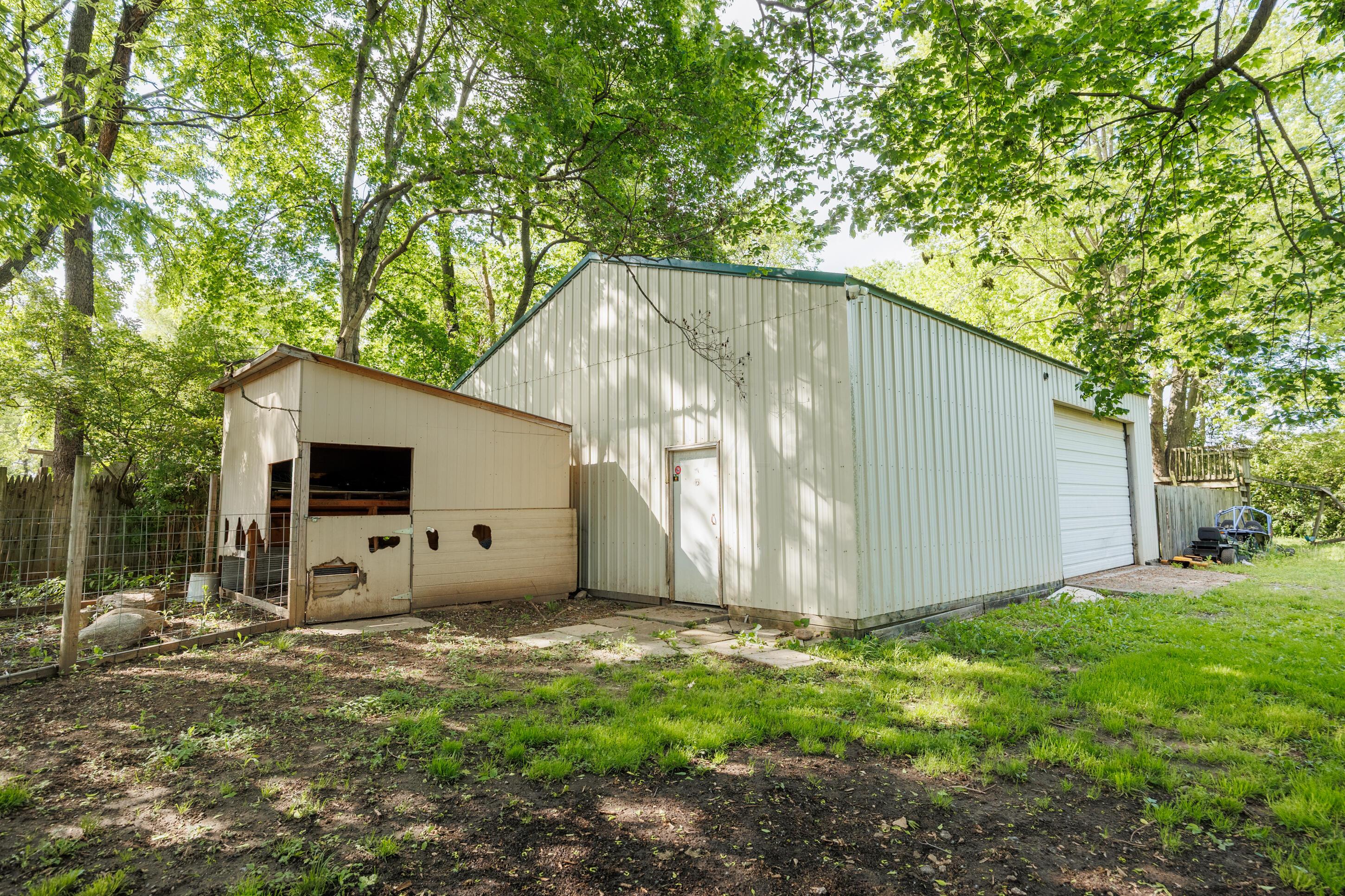 1366 Dyer Road, Grove City, Ohio image 31