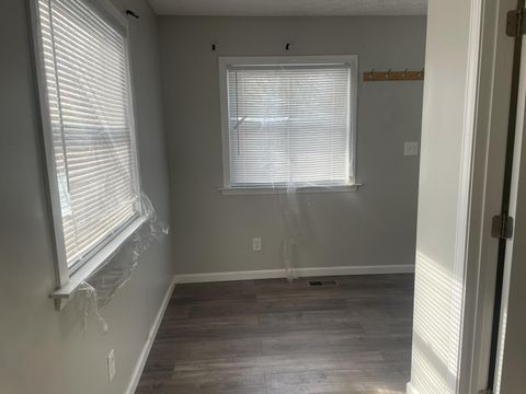 Tiny photo for 261 N Wayne Avenue, Columbus, OH 43204 (MLS # 226003270)