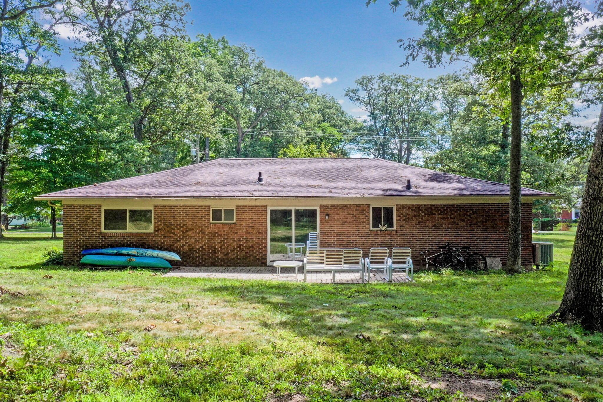 1360 W Choctaw Drive, London, Ohio image 17