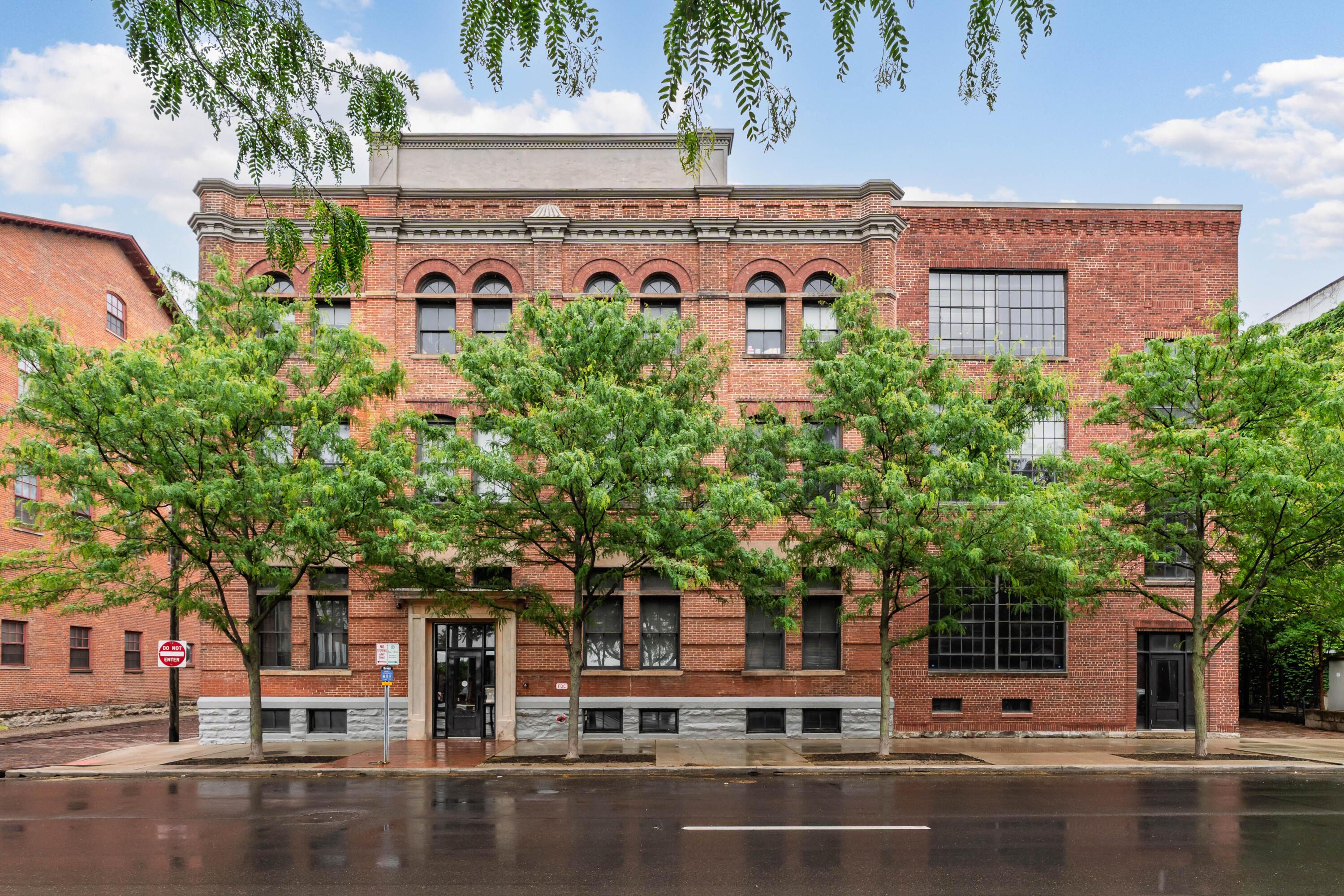 570 S Front Street 114