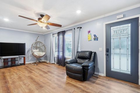 Tiny photo for 3393 Paxton Court, Hilliard, OH 43026 (MLS # 225044991)