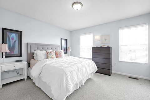 Tiny photo for 6092 Phar Lap Drive 16 #16, New Albany, OH 43054 (MLS # 225030215)