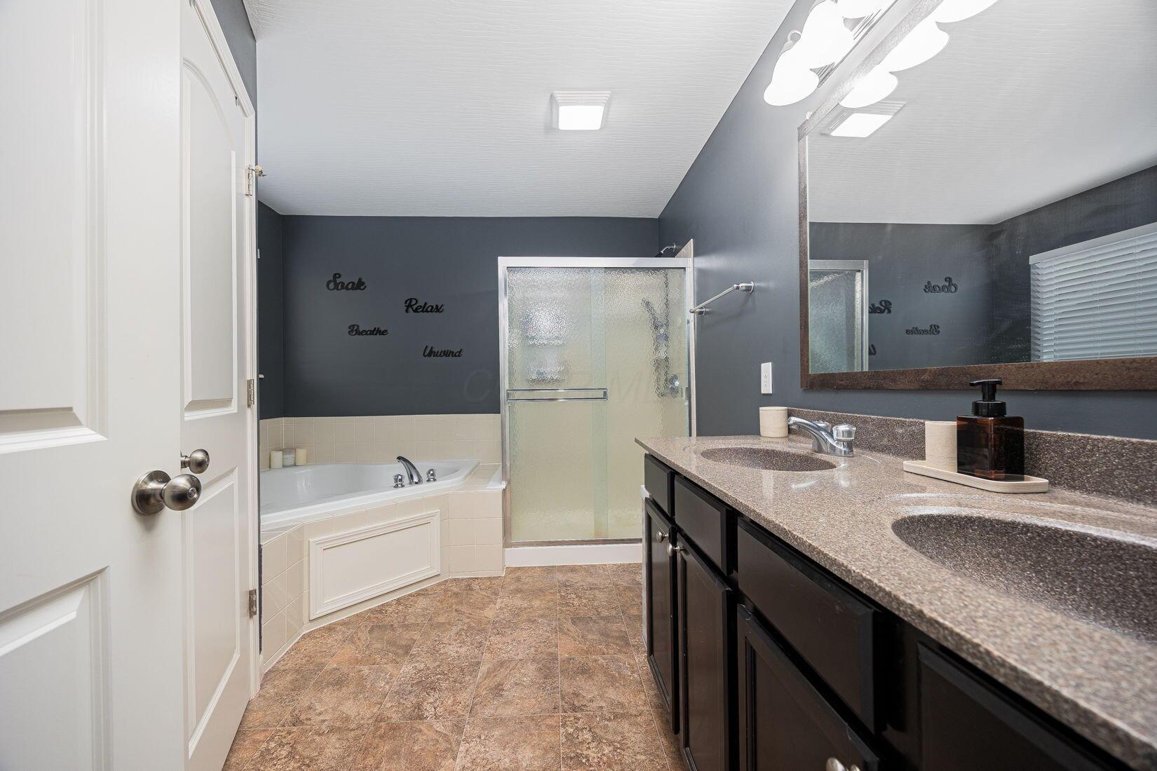 7901 Champaign Drive, Blacklick, Ohio image 32