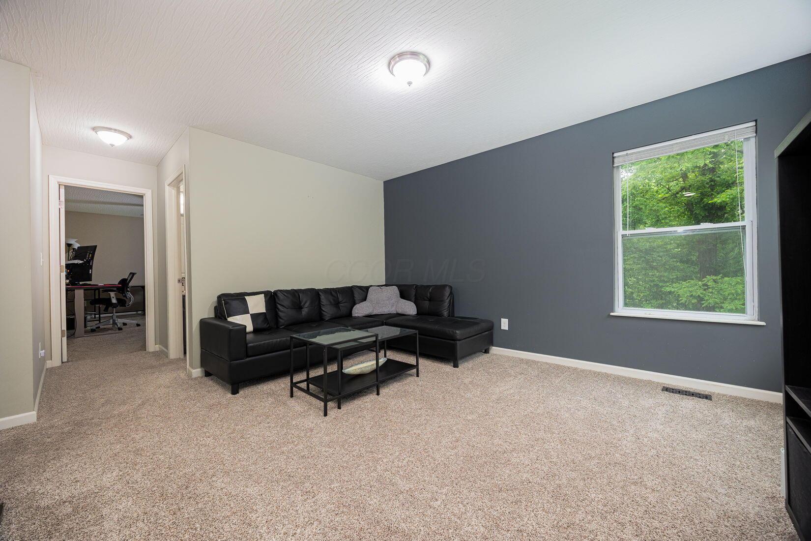 7901 Champaign Drive, Blacklick, Ohio image 28