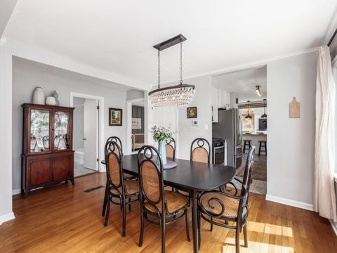 Tiny photo for 357 Canyon Drive S, Columbus, OH 43214 (MLS # 226020962)