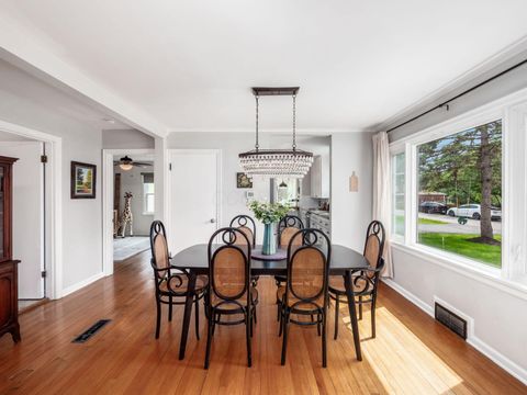 Tiny photo for 357 Canyon Drive S, Columbus, OH 43214 (MLS # 226020962)