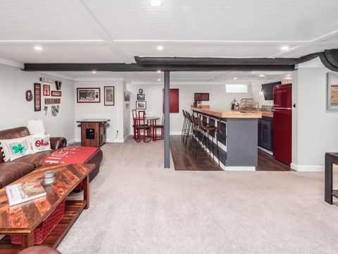 Tiny photo for 357 Canyon Drive S, Columbus, OH 43214 (MLS # 226020962)