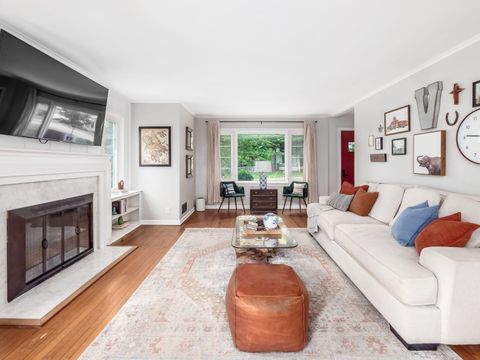 Tiny photo for 357 Canyon Drive S, Columbus, OH 43214 (MLS # 226020962)