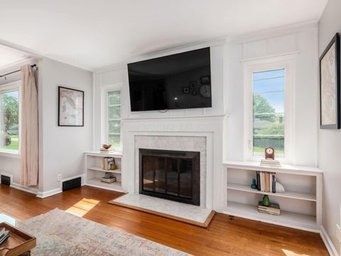 Tiny photo for 357 Canyon Drive S, Columbus, OH 43214 (MLS # 226020962)