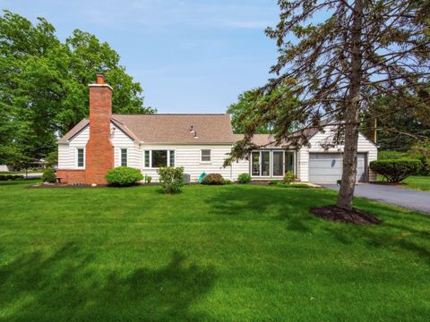 Tiny photo for 357 Canyon Drive S, Columbus, OH 43214 (MLS # 226020962)