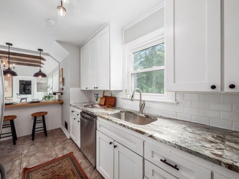 Tiny photo for 357 Canyon Drive S, Columbus, OH 43214 (MLS # 226020962)