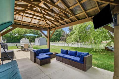 Tiny photo for 42 Leafy Knoll Way, Johnstown, OH 43031 (MLS # 226021934)