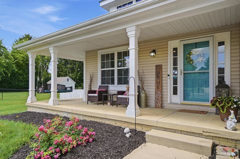 Tiny photo for 42 Leafy Knoll Way, Johnstown, OH 43031 (MLS # 226021934)