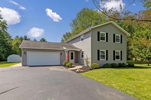 Photo of 7485 Central College Road, New Albany, OH 43054 (MLS # 225030232) Photo of 7485 Central College Road, New Albany, OH 43054 (MLS # 225030232)