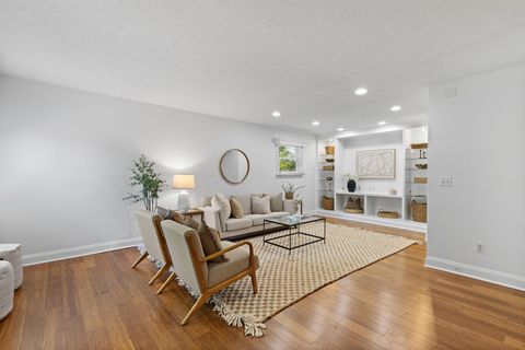 Tiny photo for 7485 Central College Road, New Albany, OH 43054 (MLS # 225030232)