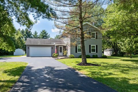 Tiny photo for 7485 Central College Road, New Albany, OH 43054 (MLS # 225030232)